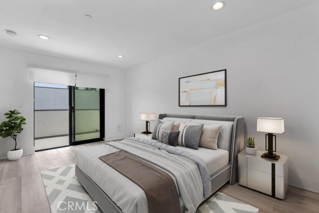 11304 Victory Boulevard, North Hollywood CA: https://media.crmls.org/medias/36e582b0-1908-4811-8c83-b4ddb479d7a1.jpg