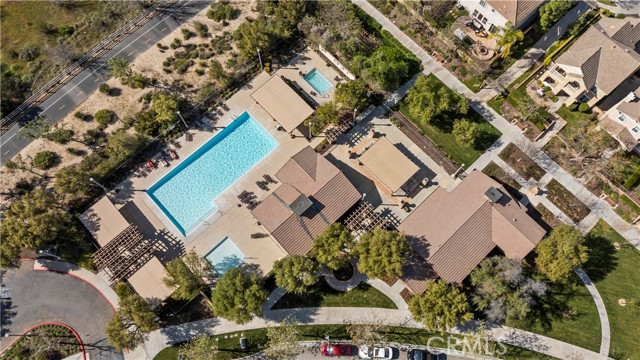 Detail Gallery Image 22 of 28 For 27262 Riverview, Valencia,  CA 91354 - 2 Beds | 2 Baths