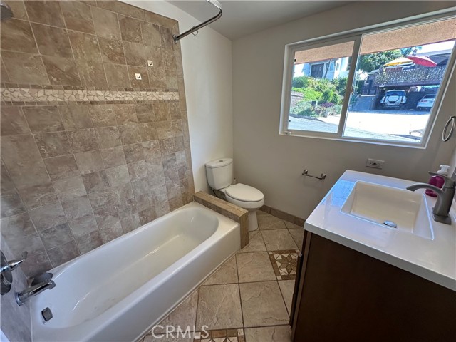 Detail Gallery Image 16 of 25 For 5235 Palm Ave, Whittier,  CA 90601 - 3 Beds | 1/1 Baths