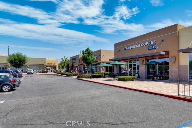 13855 Clearwater Avenue, Chino CA: https://media.crmls.org/medias/36e7160d-10a4-43ba-a28a-3a08b42550d0.jpg