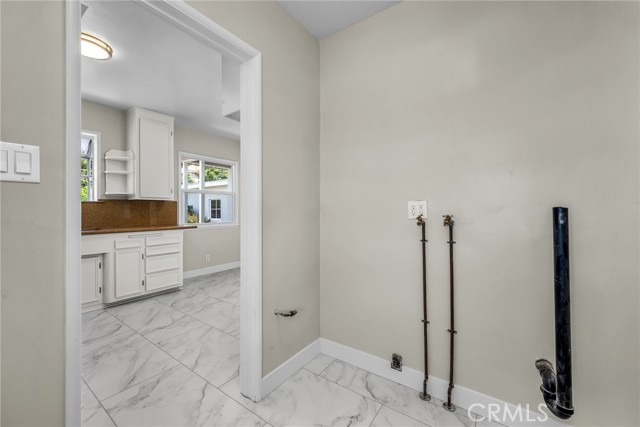 Image 7 of 25 For 2607 Nearcliff Street