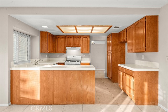 Detail Gallery Image 10 of 46 For 31348 Huron St, Temecula,  CA 92592 - 3 Beds | 2/1 Baths