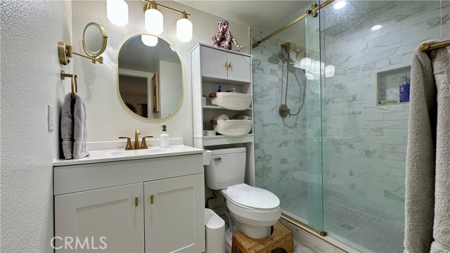 Detail Gallery Image 20 of 38 For 11467 Tampa Ave #154,  Porter Ranch,  CA 91326 - 3 Beds | 3 Baths