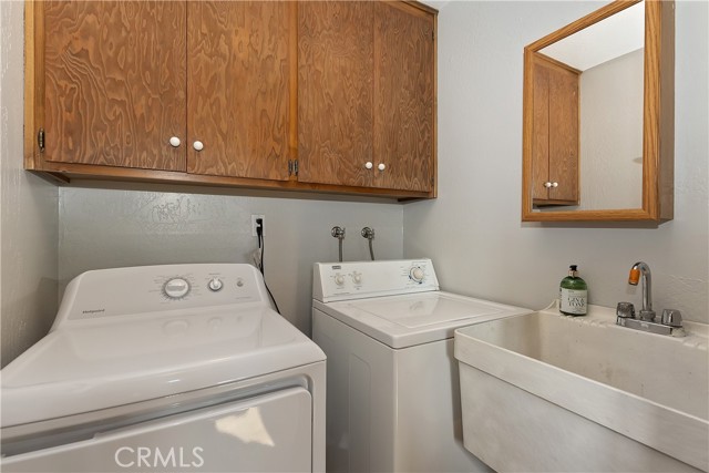 Detail Gallery Image 34 of 54 For 26354 Spyglass Dr, Lake Arrowhead,  CA 92352 - 3 Beds | 2 Baths