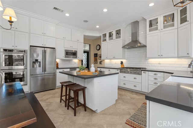22 Serna, Rancho Santa Margarita CA: https://media.crmls.org/medias/36eae63e-776c-4753-b78e-4b1e21e0b5a6.jpg