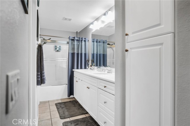 Detail Gallery Image 17 of 39 For 19307 Opal Ln #137,  Saugus,  CA 91350 - 2 Beds | 2 Baths