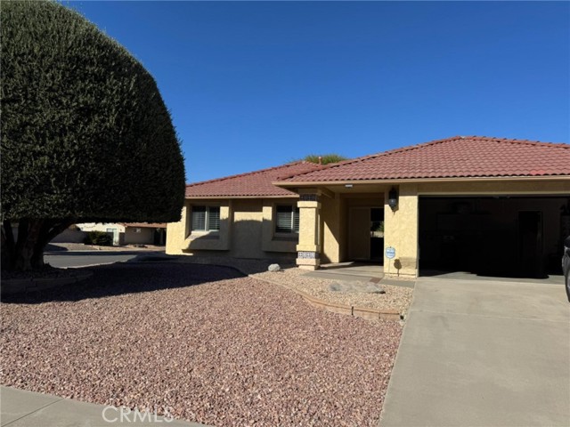 Detail Gallery Image 1 of 40 For 1950 Silver Oak Way, Hemet,  CA 92545 - 3 Beds | 2 Baths