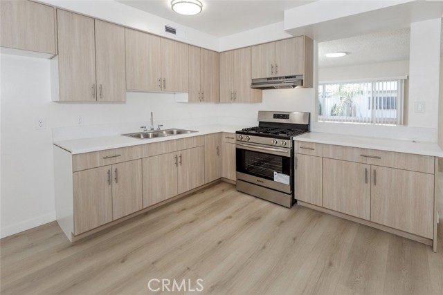 7143 Bellaire Avenue, North Hollywood CA: https://media.crmls.org/medias/36ebce2f-e3be-4d31-9ca4-2f673c5cfc33.jpg