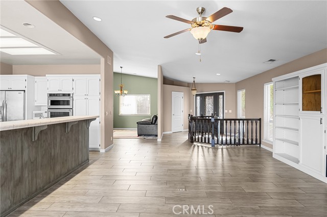 Detail Gallery Image 16 of 64 For 5370 Royal Oaks Dr, Oroville,  CA 95966 - 3 Beds | 2/1 Baths