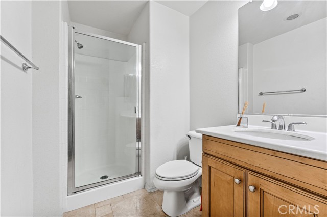 Detail Gallery Image 16 of 42 For 15601 N Peak Ln, Fontana,  CA 92336 - 4 Beds | 3 Baths