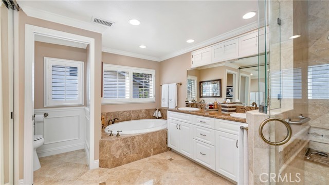 Detail Gallery Image 35 of 73 For 42 Monticello, Irvine,  CA 92620 - 4 Beds | 2/1 Baths