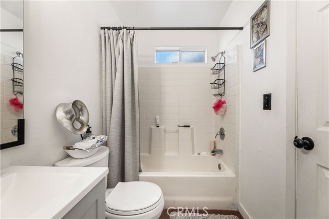 Detail Gallery Image 39 of 54 For 13250 Mercer St, Pacoima,  CA 91331 - 3 Beds | 2 Baths