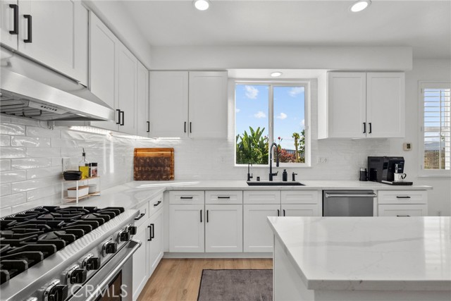 Detail Gallery Image 34 of 75 For 29228 Las Brisas Rd, Valencia,  CA 91354 - 5 Beds | 4 Baths