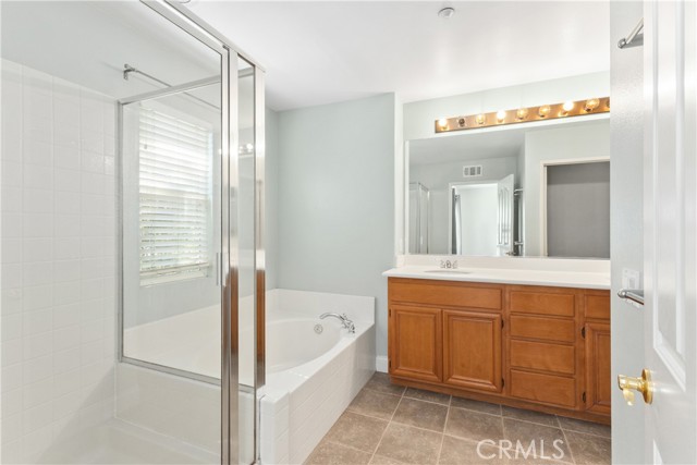 Detail Gallery Image 15 of 42 For 50 Sapphire, Irvine,  CA 92602 - 3 Beds | 2/1 Baths
