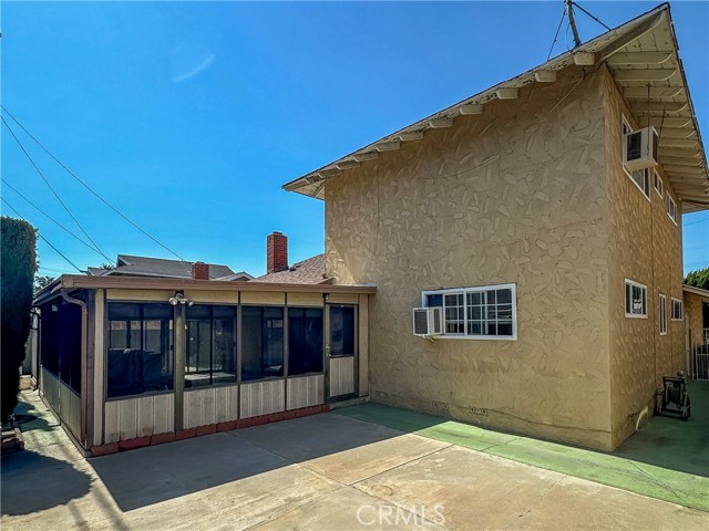 1702 E Bach Street, Carson CA: https://media.crmls.org/medias/36ee8951-cb62-4390-8481-31b4d07b6cec.jpg
