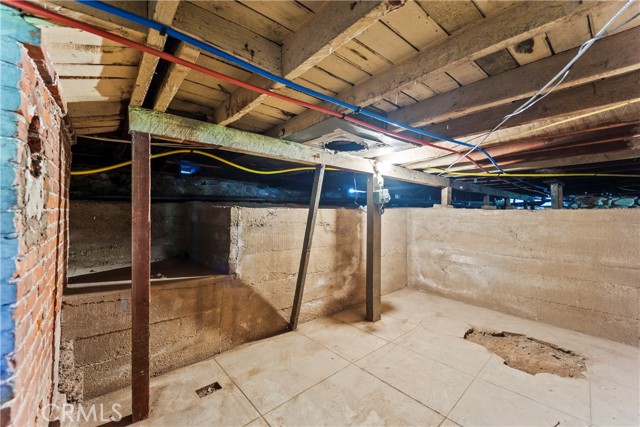 Detail Gallery Image 43 of 52 For 379 Buena Loma, Altadena,  CA 91001 - 7 Beds | 4 Baths