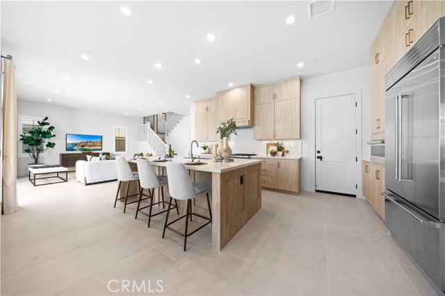 Detail Gallery Image 13 of 46 For 112 Oakstone, Irvine,  CA 92618 - 4 Beds | 3 Baths