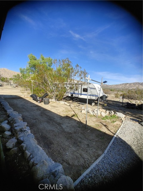 Detail Gallery Image 11 of 27 For 9313 Polaris, Morongo Valley,  CA 92256 - 2 Beds | 2 Baths