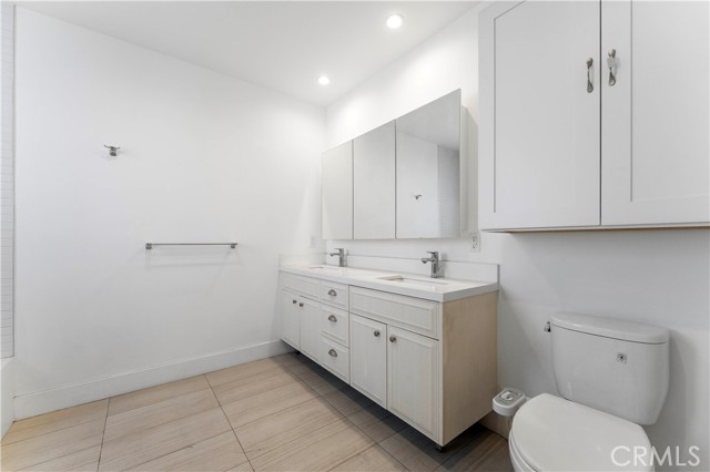 Detail Gallery Image 12 of 24 For 210 N Monterey St #502,  Alhambra,  CA 91801 - 1 Beds | 2 Baths