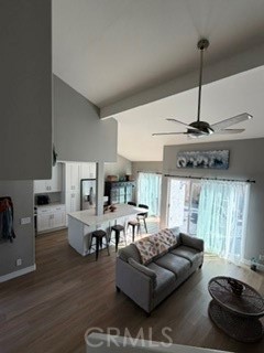 466 Broderick Way photo 11