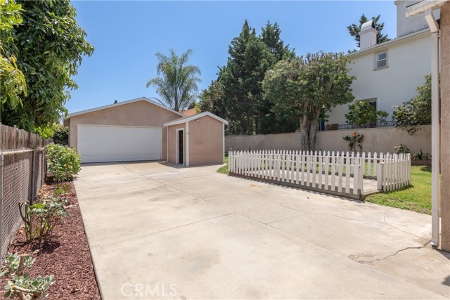 1710 5th Street, Manhattan Beach, California 90266, 4 Bedrooms Bedrooms, ,2 BathroomsBathrooms,Residential,Sold,5th,SB24126345