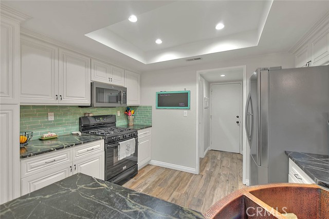 Detail Gallery Image 13 of 64 For 6755 Foxcroft Ct, Chino,  CA 91710 - 2 Beds | 2/1 Baths