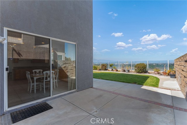17289 Eastview Drive, Chino Hills CA: https://media.crmls.org/medias/36f2d271-a144-4997-bb84-c8819657ec23.jpg