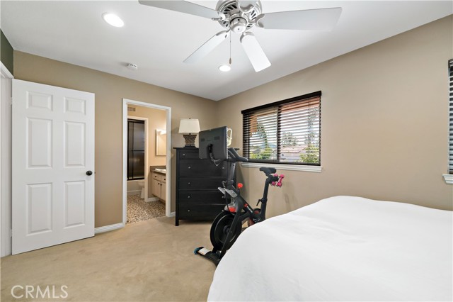 32070 Corte Bonilio, Temecula CA: https://media.crmls.org/medias/36f3e16b-d2a0-42c0-8942-508a4583d0d7.jpg