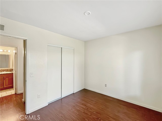 Detail Gallery Image 3 of 17 For 2526 S Laurelwood #117,  Santa Ana,  CA 92704 - 2 Beds | 1 Baths