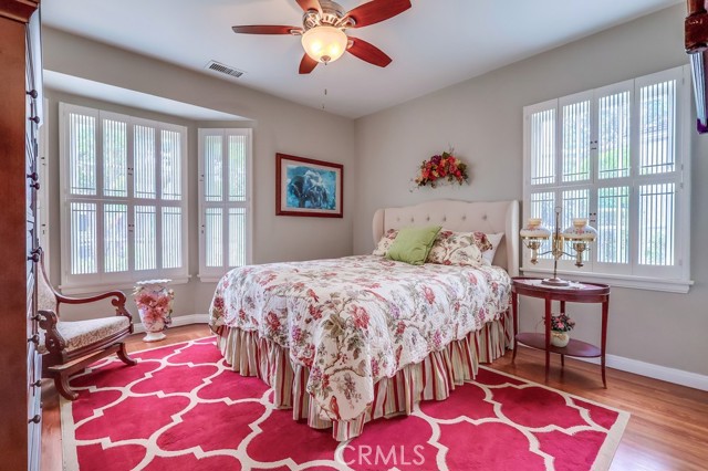 3952 Gaviota Avenue, Long Beach CA: https://media.crmls.org/medias/36f50748-c531-47e1-9333-a89175733e90.jpg