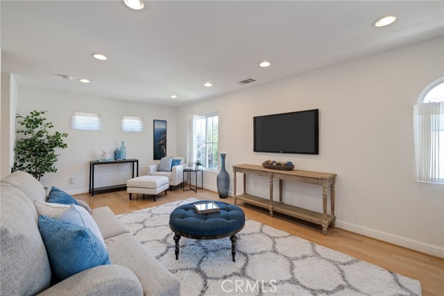 Detail Gallery Image 49 of 52 For 15 Pepper Tree Ln, Rolling Hills Estates,  CA 90274 - 3 Beds | 2/1 Baths