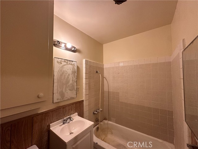 Detail Gallery Image 18 of 52 For 11464 Copeland St, Lynwood,  CA 90262 - – Beds | – Baths