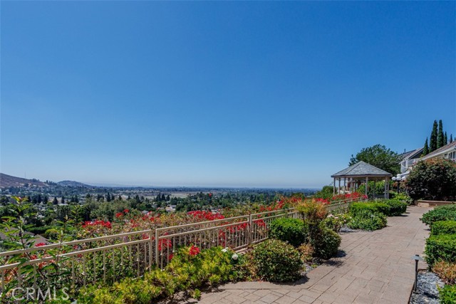 9772 Crestview Circle, Villa Park CA: https://media.crmls.org/medias/36f6b4c4-53bb-45a2-9705-e3ac06c2e932.jpg