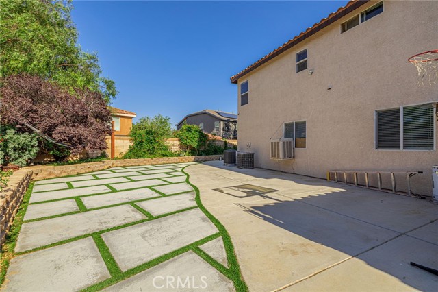 4302 Olivera Place, Lancaster CA: https://media.crmls.org/medias/36f6cbc4-86aa-4caf-8084-3e3b7f264c29.jpg