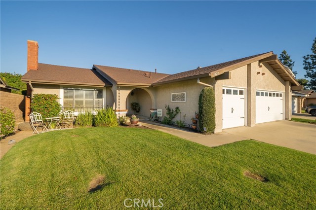 Image 2 of 39 For 5022 Burnaby