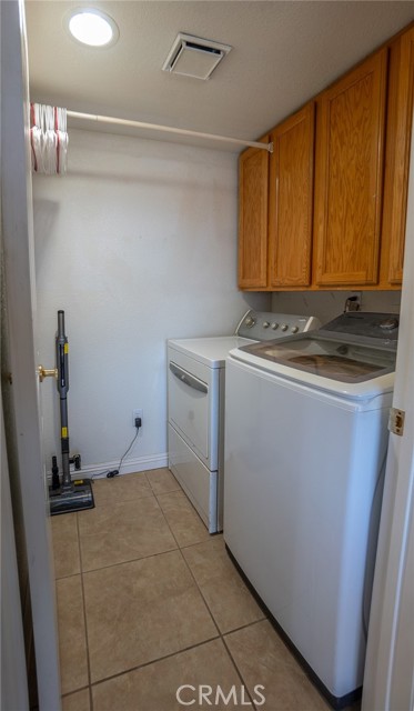 Detail Gallery Image 21 of 42 For 27857 Hummingbird, Helendale,  CA 92342 - 3 Beds | 2/1 Baths