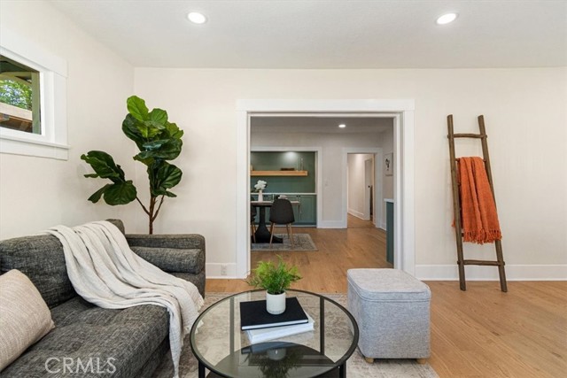 Detail Gallery Image 9 of 31 For 4474 Highland, Riverside,  CA 92506 - 3 Beds | 2 Baths