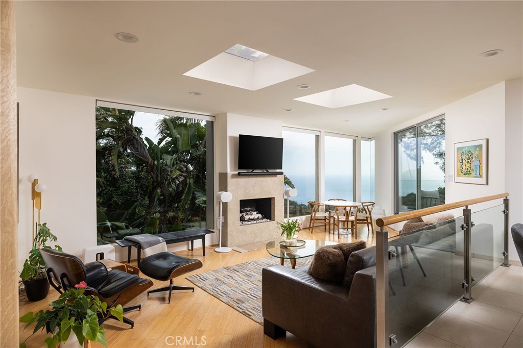 36f98b92 5651 4e9f A4dc 8ccc456d946b