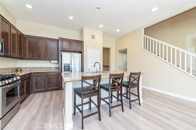 Detail Gallery Image 6 of 31 For 34137 Camelina, Lake Elsinore,  CA 92532 - 4 Beds | 2/1 Baths