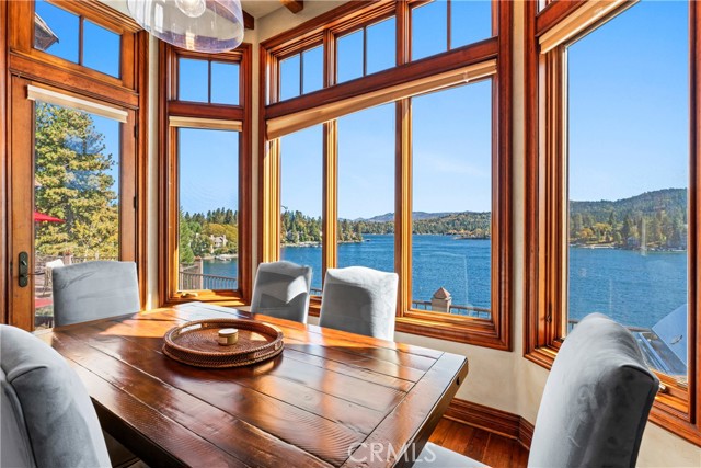 Detail Gallery Image 21 of 70 For 27453 Bayshore Dr, Lake Arrowhead,  CA 92352 - 8 Beds | 6/2 Baths