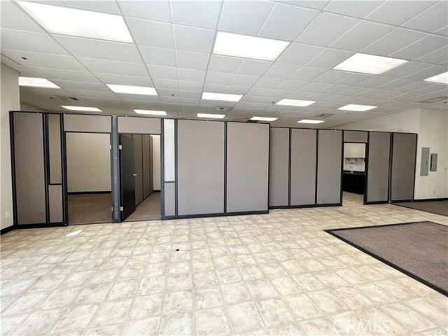 424 E Yosemite, Merced, California 95340, ,Commercial Lease,For Rent,424 E Yosemite,CRMC25022856