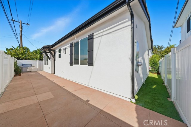 Detail Gallery Image 26 of 35 For 317 Rochester, Costa Mesa,  CA 92627 - 7 Beds | 6/1 Baths