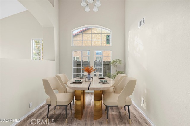 Detail Gallery Image 3 of 28 For 37649 Arlington Ct, Palmdale,  CA 93552 - 4 Beds | 3 Baths