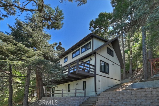 28545 Wabash Drive, Lake Arrowhead CA: https://media.crmls.org/medias/36fce772-9d10-4939-a79b-3c708ba9a569.jpg