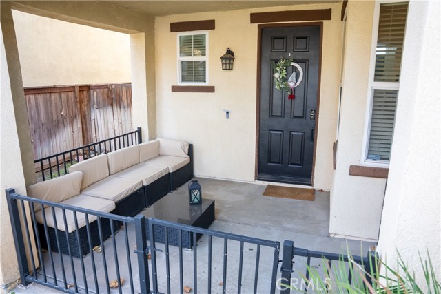 Detail Gallery Image 4 of 35 For 8770 Redondo Ave, Hesperia,  CA 92344 - 3 Beds | 2/1 Baths
