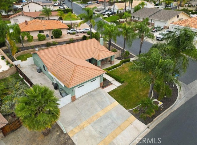 Detail Gallery Image 6 of 35 For 22860 Mariner Drive, Canyon Lake,  CA 92587 - 3 Beds | 2 Baths