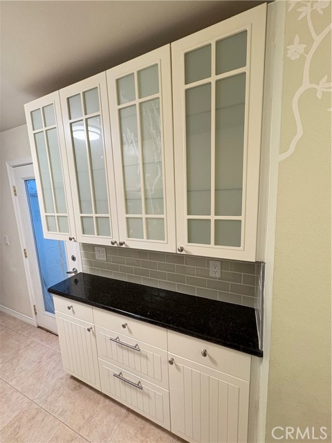 Detail Gallery Image 38 of 57 For 743 Woodland Rd, Crestline,  CA 92325 - 3 Beds | 2/1 Baths