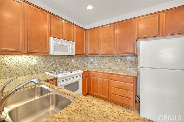 Detail Gallery Image 13 of 44 For 1080 Athens Way, Upland,  CA 91786 - 3 Beds | 2/1 Baths