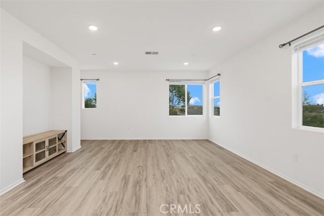 5284 Beachfront Cove, San Diego, California 92154, 4 Bedrooms Bedrooms, ,4 BathroomsBathrooms,Residential,For Sale,Beachfront Cove,SW24105683