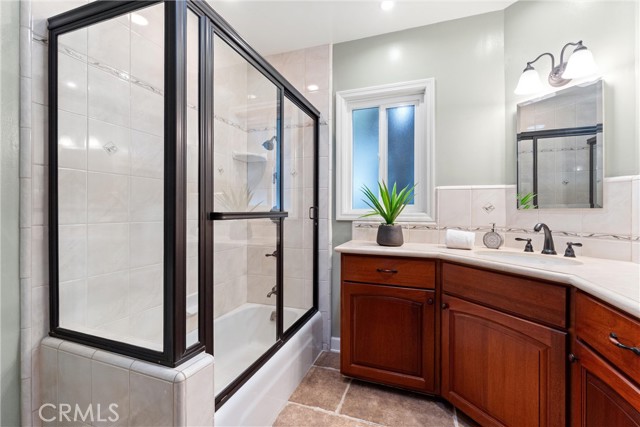 8333 Calmosa Avenue, Whittier CA: https://media.crmls.org/medias/3701027b-3dd8-4344-9897-cf095a9a1b35.jpg
